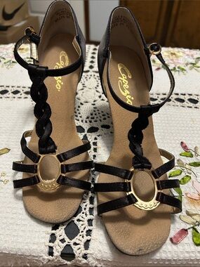 Capezio Black Braided T-Strap Heels with Gold Ring